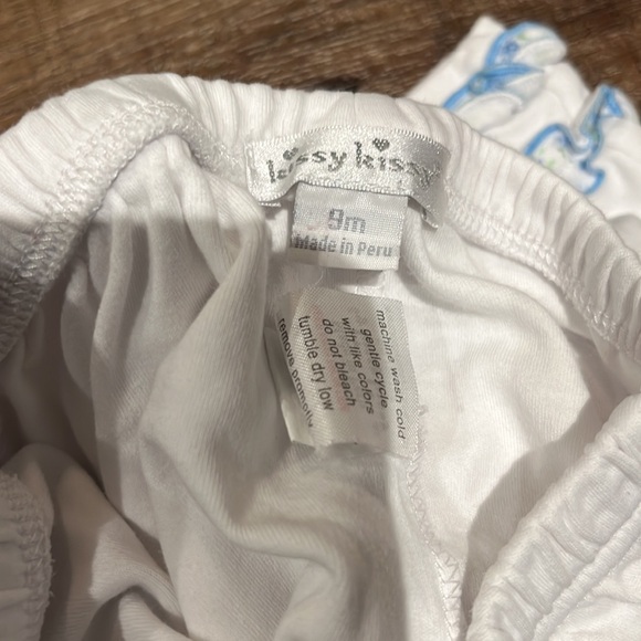 EUC Kissy Kissy Blue Floral Top and Short Set - Picture 4 of 5